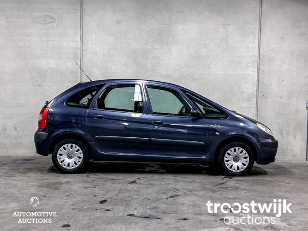 Citroen Xsara Picasso 1.6i-16V Image 109hp 2008, 53-JHA-4