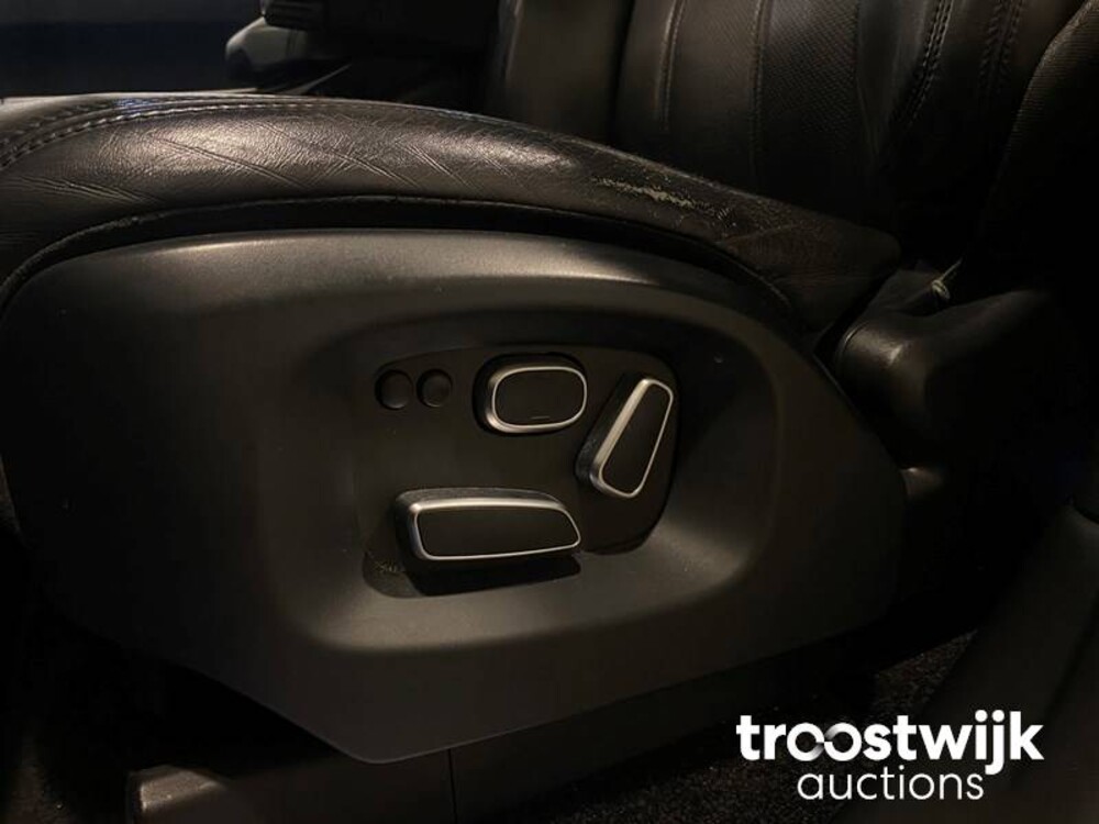 Land Rover Range Rover 4.4 SDV8 Autobiography 340hp 2013, 3-KHF-28