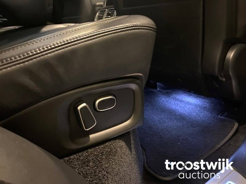 Land Rover Range Rover 4.4 SDV8 Autobiography 340hp 2013, 3-KHF-28