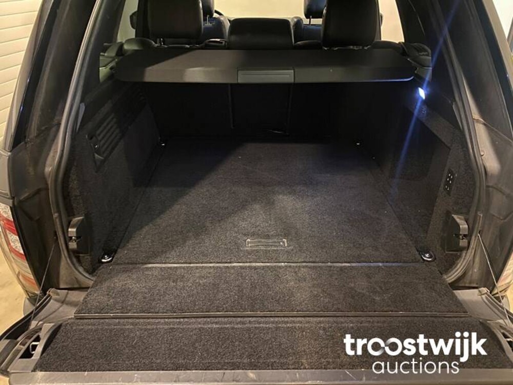 Land Rover Range Rover 4.4 SDV8 Autobiography 340hp 2013, 3-KHF-28