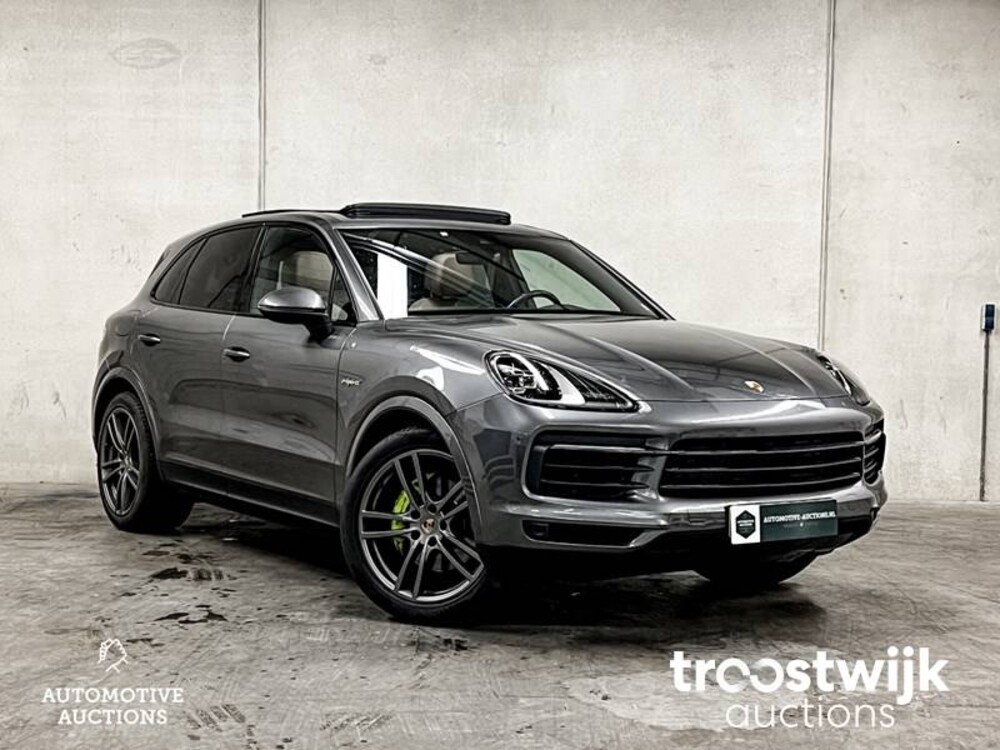 Porsche Cayenne E-Hybrid 3.0 V6 Sport-Chrono 465PS 2019, K-017-GX