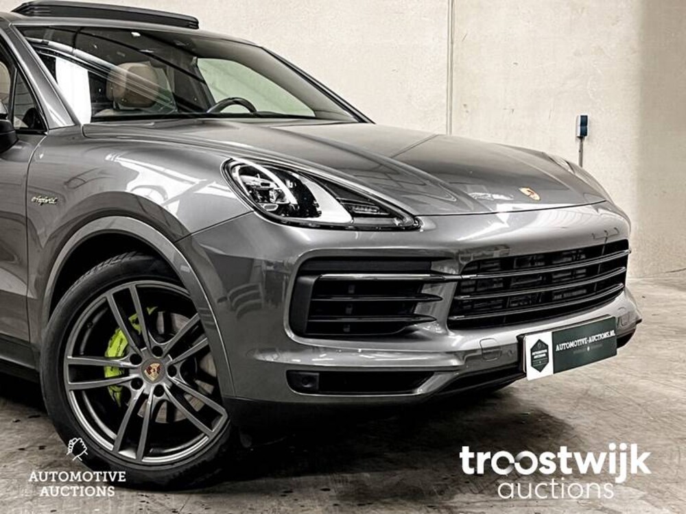 Porsche Cayenne E-Hybrid 3.0 V6 Sport-Chrono 465PS 2019, K-017-GX