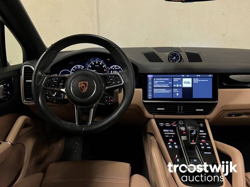 Porsche Cayenne E-Hybrid 3.0 V6 Sport-Chrono 465PS 2019, K-017-GX