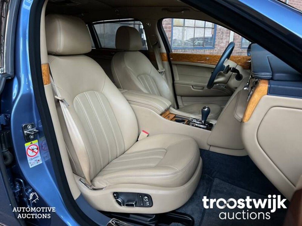 Bentley Mulsanne 6.8 V8 513hp 2012 NEW MODEL