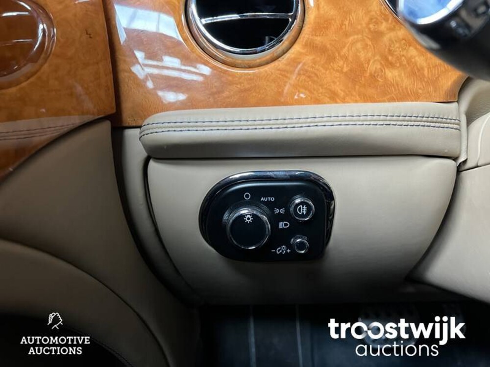 Bentley Mulsanne 6.8 V8 513hp 2012 NEW MODEL