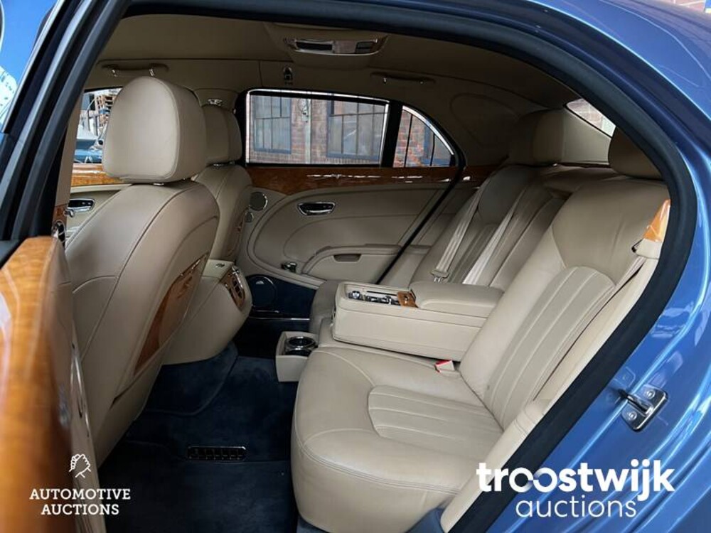 Bentley Mulsanne 6.8 V8 513hp 2012 NEW MODEL