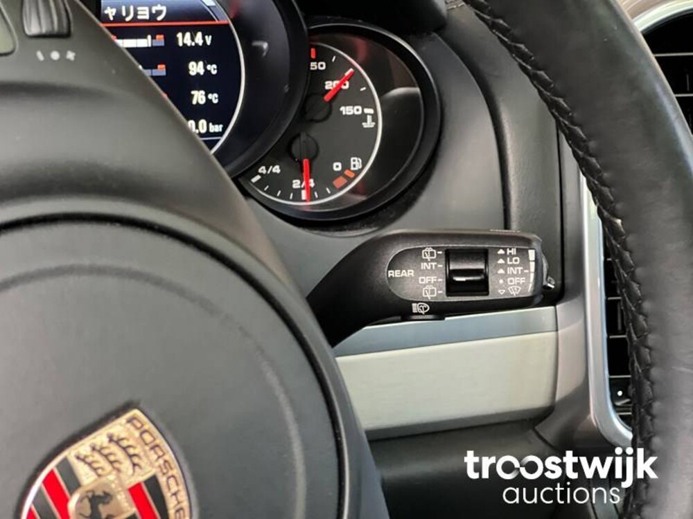 Porsche Cayenne Turbo 4.8 V8 500hp 2011