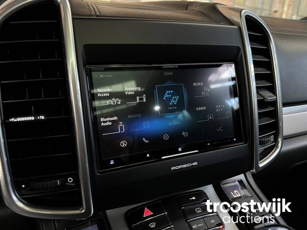 Porsche Cayenne Turbo 4.8 V8 500hp 2011