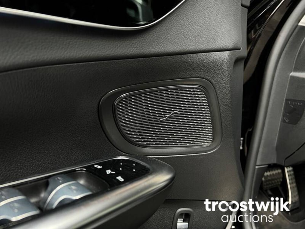 Mercedes-Benz C180 AMG Line Mild Hybrid New-Model 170hp 2022 -Manufacturer's warranty- C-Class, R-013-TS