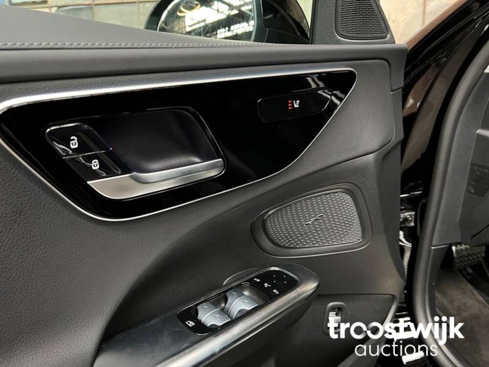 Mercedes-Benz C180 AMG Line Mild Hybrid New-Model 170hp 2022 -Manufacturer's warranty- C-Class, R-013-TS