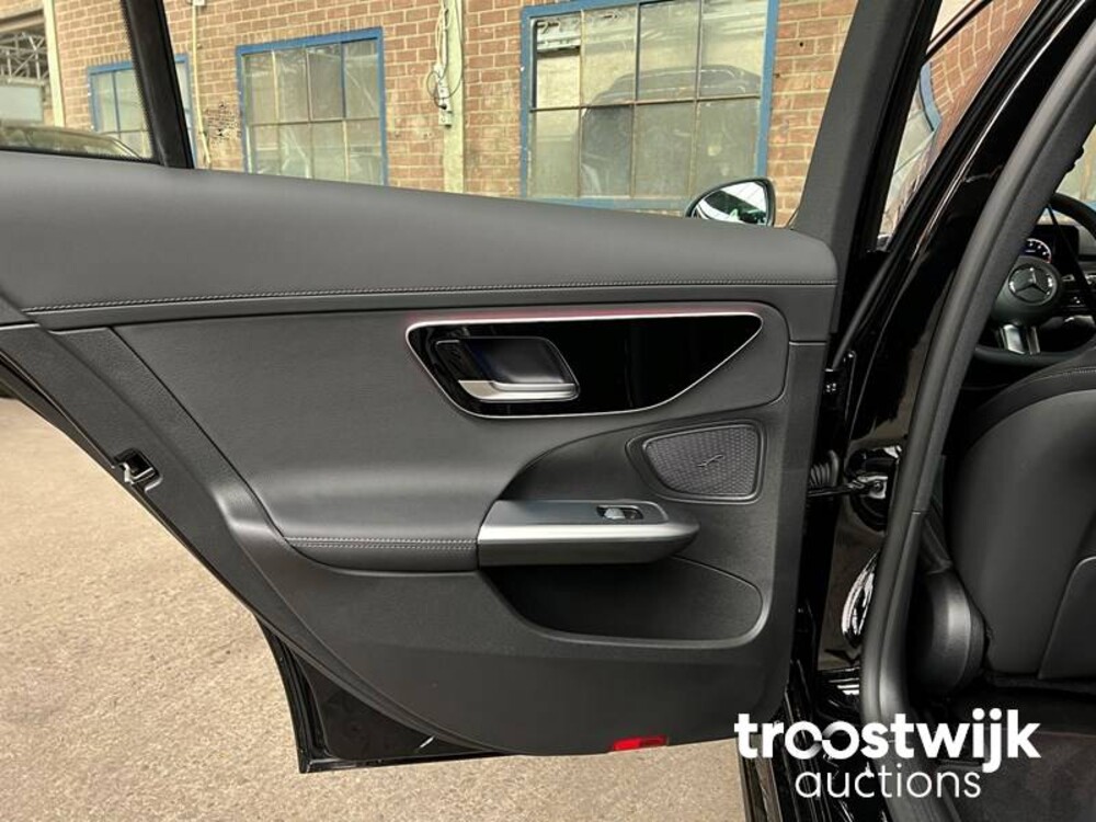 Mercedes-Benz C180 AMG Line Mild Hybrid New-Model 170hp 2022 -Manufacturer's warranty- C-Class, R-013-TS