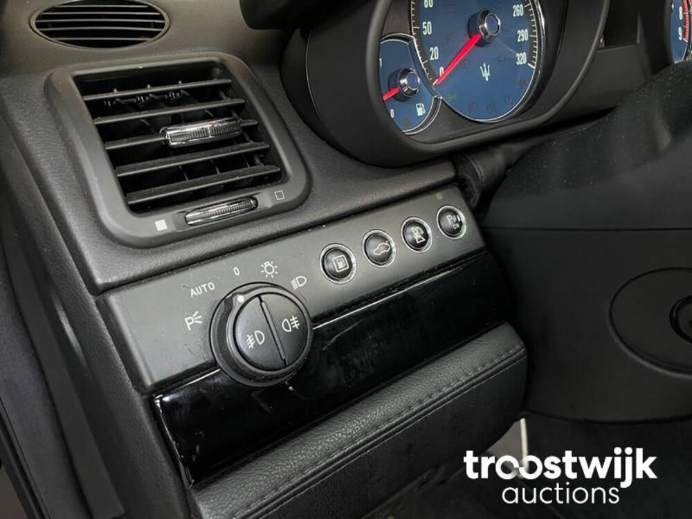 Maserati Quattroporte GT S 4.7 V8 439hp 2011