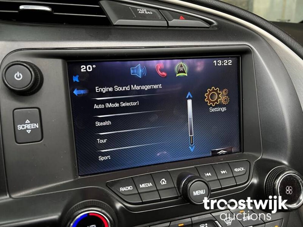 Chevrolet Corvette C7 Convertible 6.2 V8 Stingray 466hp 2015, L-032-RG