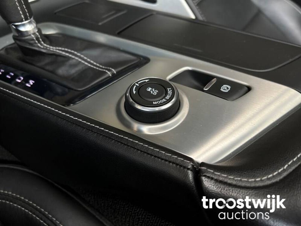 Chevrolet Corvette C7 Convertible 6.2 V8 Stingray 466hp 2015, L-032-RG