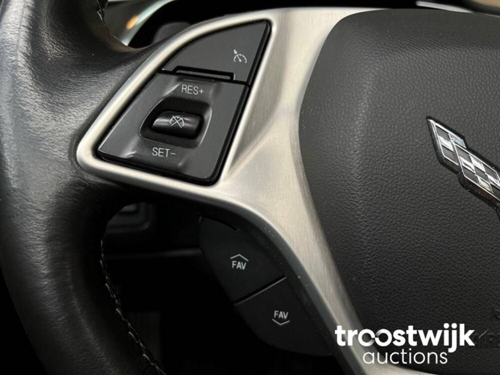 Chevrolet Corvette C7 Convertible 6.2 V8 Stingray 466hp 2015, L-032-RG