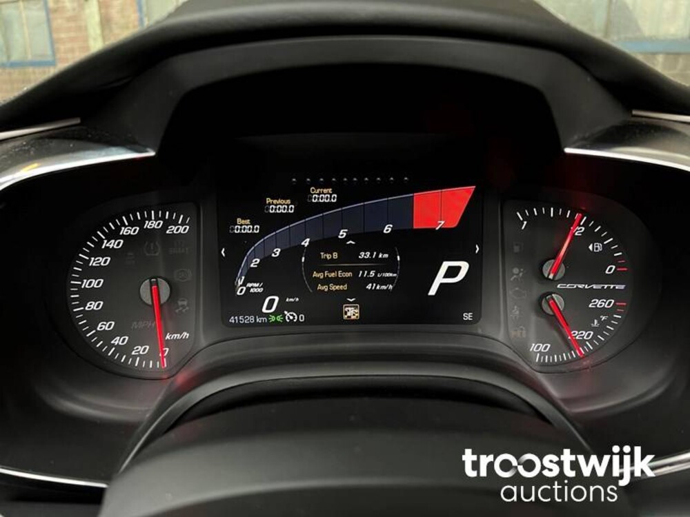 Chevrolet Corvette C7 Convertible 6.2 V8 Stingray 466hp 2015, L-032-RG