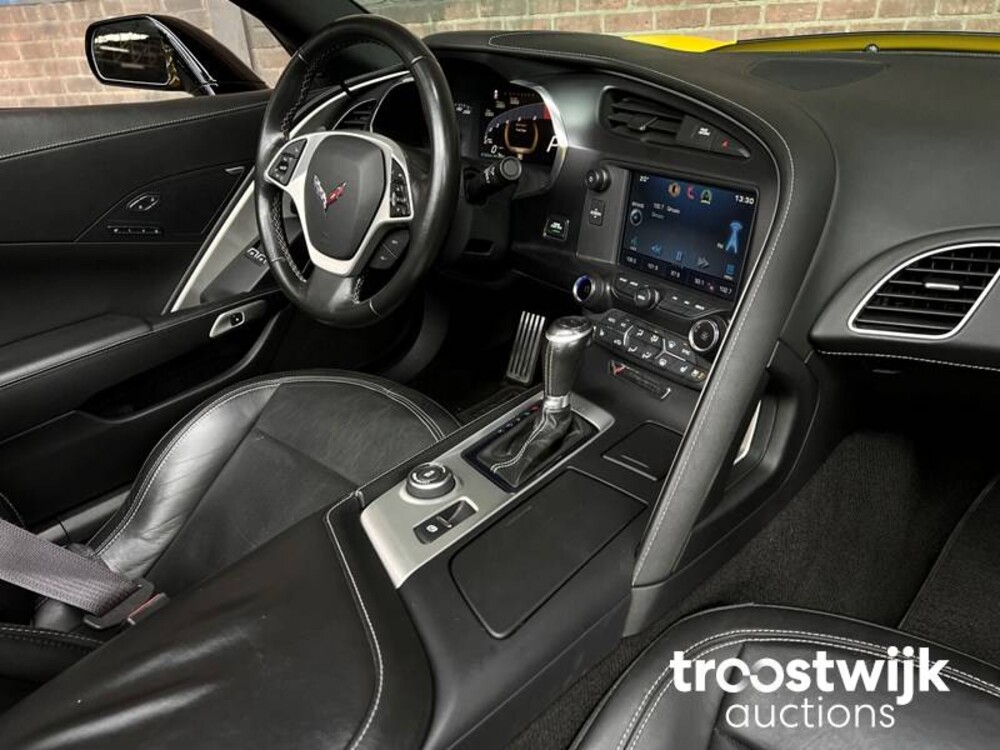 Chevrolet Corvette C7 Convertible 6.2 V8 Stingray 466hp 2015, L-032-RG