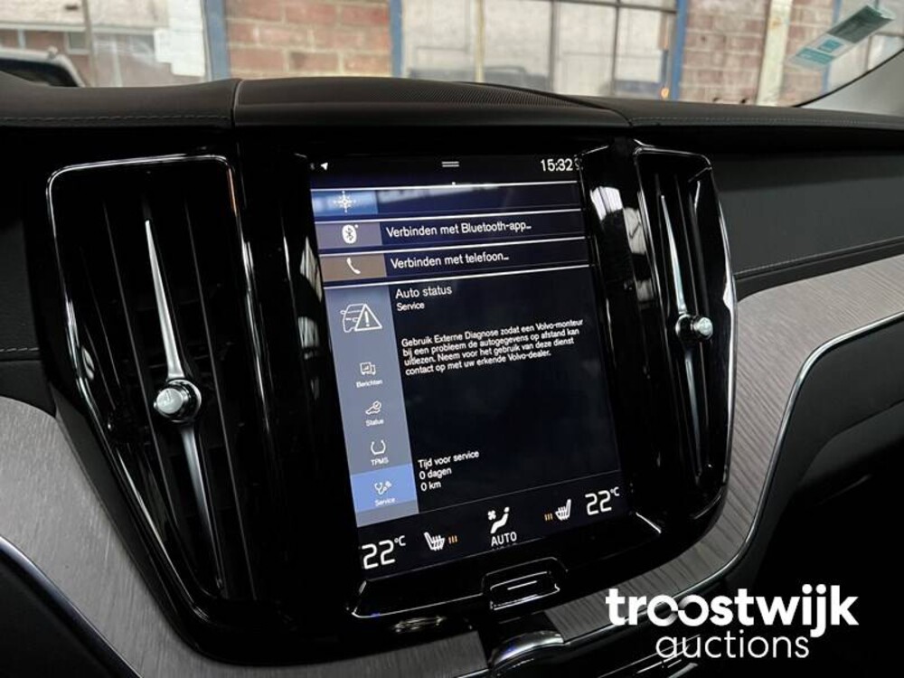 Volvo XC60 2.0 T8 TE AWD Mom. RECHARGE 303hp 2020, R-973-BX