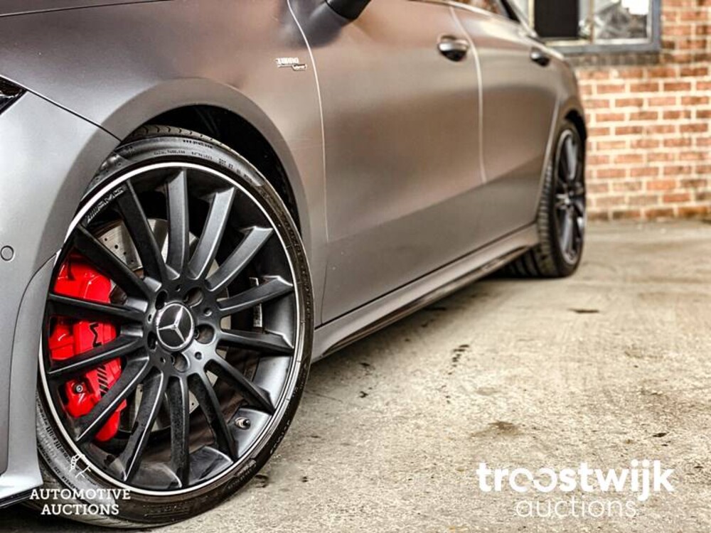 Mercedes-Benz CLA35 AMG 4Matic Premium Plus 306hp 2019, J-752-SH