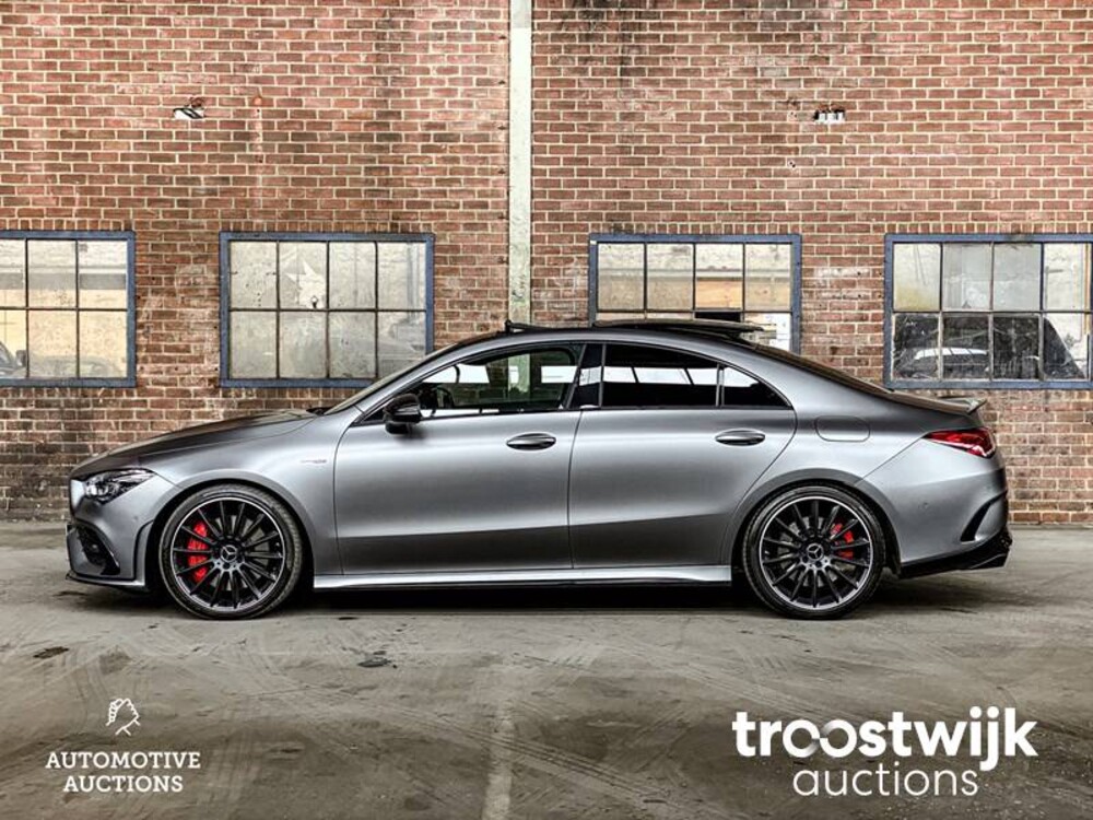 Mercedes-Benz CLA35 AMG 4Matic Premium Plus 306hp 2019, J-752-SH