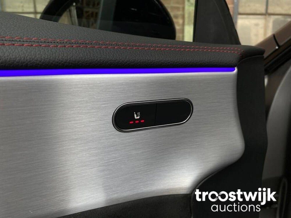 Mercedes-Benz CLA35 AMG 4Matic Premium Plus 306hp 2019, J-752-SH