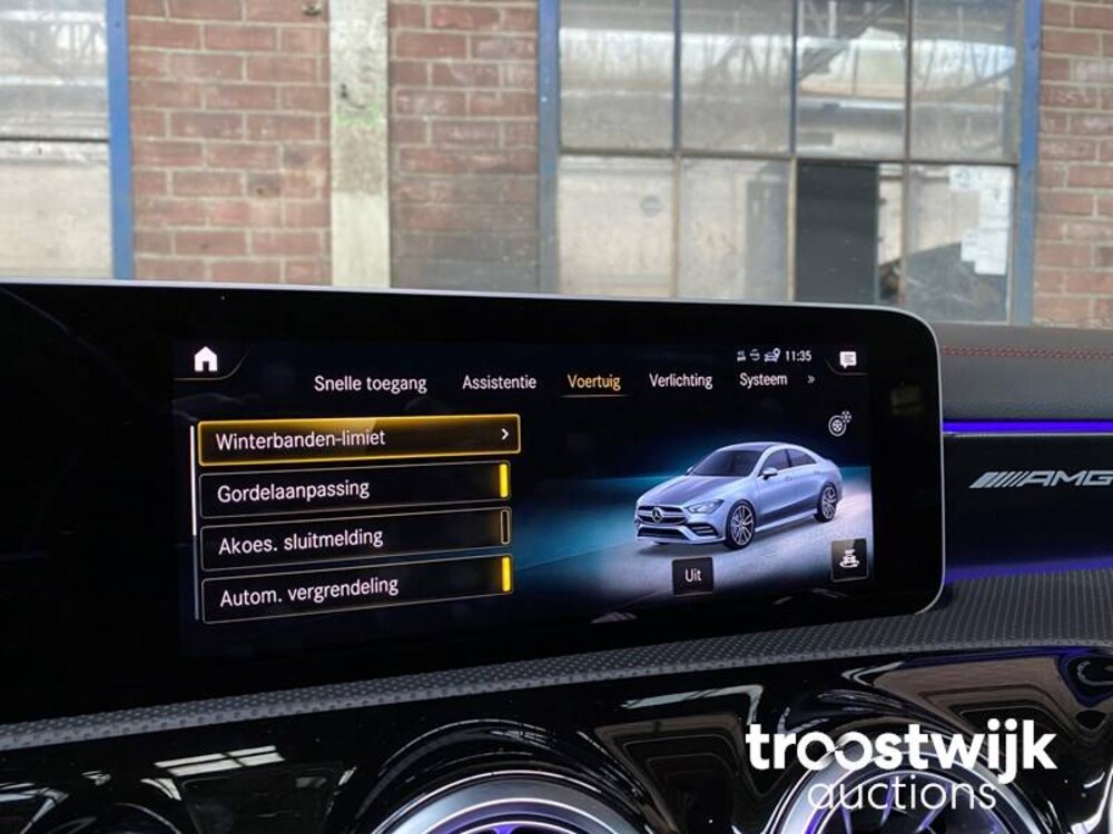 Mercedes-Benz CLA35 AMG 4Matic Premium Plus 306hp 2019, J-752-SH