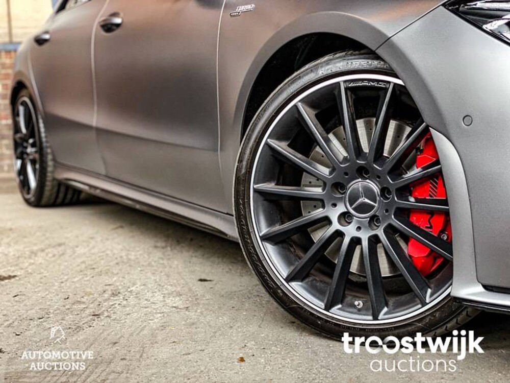 Mercedes-Benz CLA35 AMG 4Matic Premium Plus 306hp 2019, J-752-SH