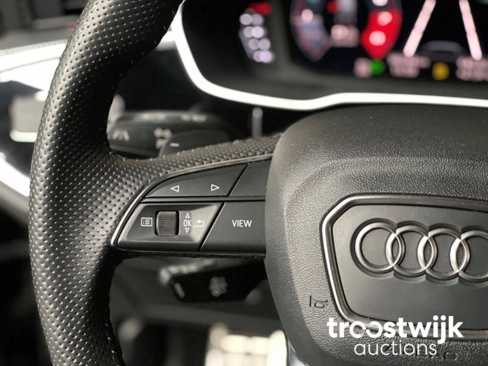 Audi Q3 S-Line 40TFSI Quattro 190pk 2019 -Orig. NL-, ZH-678-B