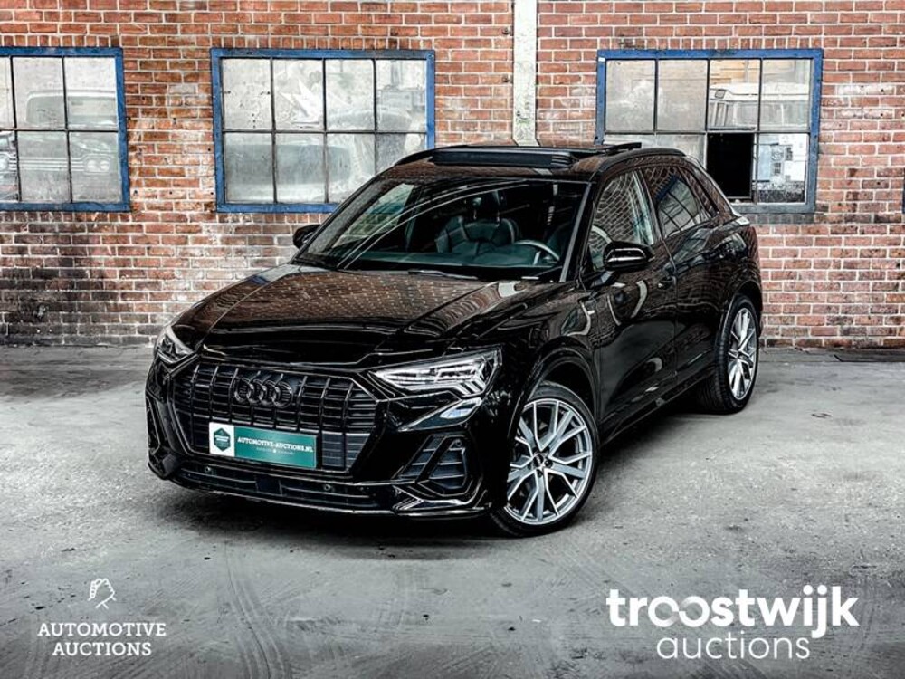 Audi Q3 S-Line 40TFSI Quattro 190pk 2019 -Orig. NL-, ZH-678-B