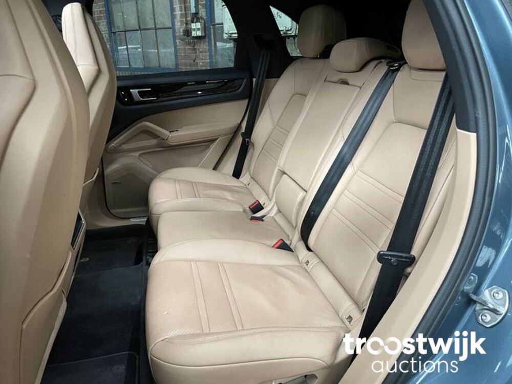 Porsche Cayenne 3.0 V6 340hp 2018 NEW-MODEL -Orig. NL-, ST-296-D