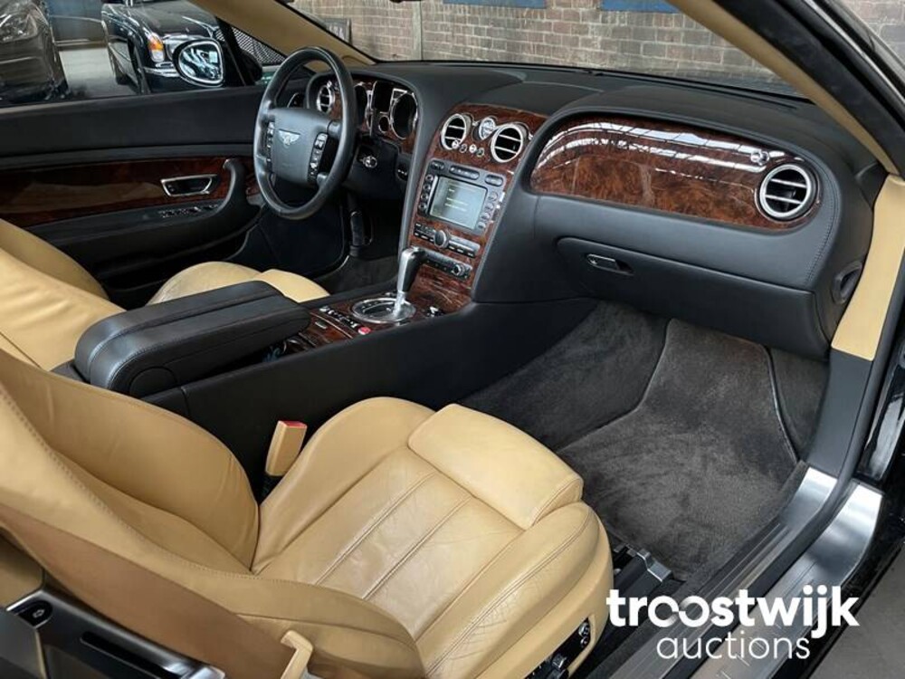 Bentley Continental GTC 6.0 W12 560hp 2007, 09-TPX-5