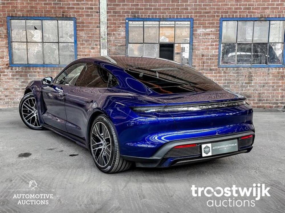 Porsche Taycan Turbo 84 kWh 625hp 2023 Sport-Chrono NEW WARRANTY -Orig. NL-, S-306-FB -Manufacturer's warranty-
