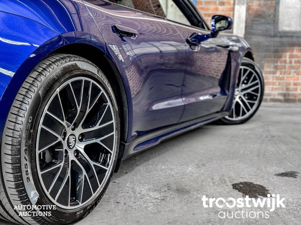 Porsche Taycan Turbo 84 kWh 625hp 2023 Sport-Chrono NEW WARRANTY -Orig. NL-, S-306-FB -Manufacturer's warranty-