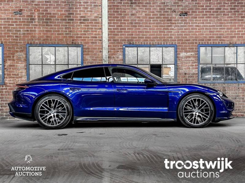 Porsche Taycan Turbo 84 kWh 625hp 2023 Sport-Chrono NEW WARRANTY -Orig. NL-, S-306-FB -Manufacturer's warranty-