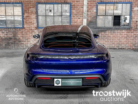 Porsche Taycan Turbo 84 kWh 625pk 2023 Sport-Chrono NIEUW GARANTIE -Orig. NL-, S-306-FB -Fabrieksgarantie-