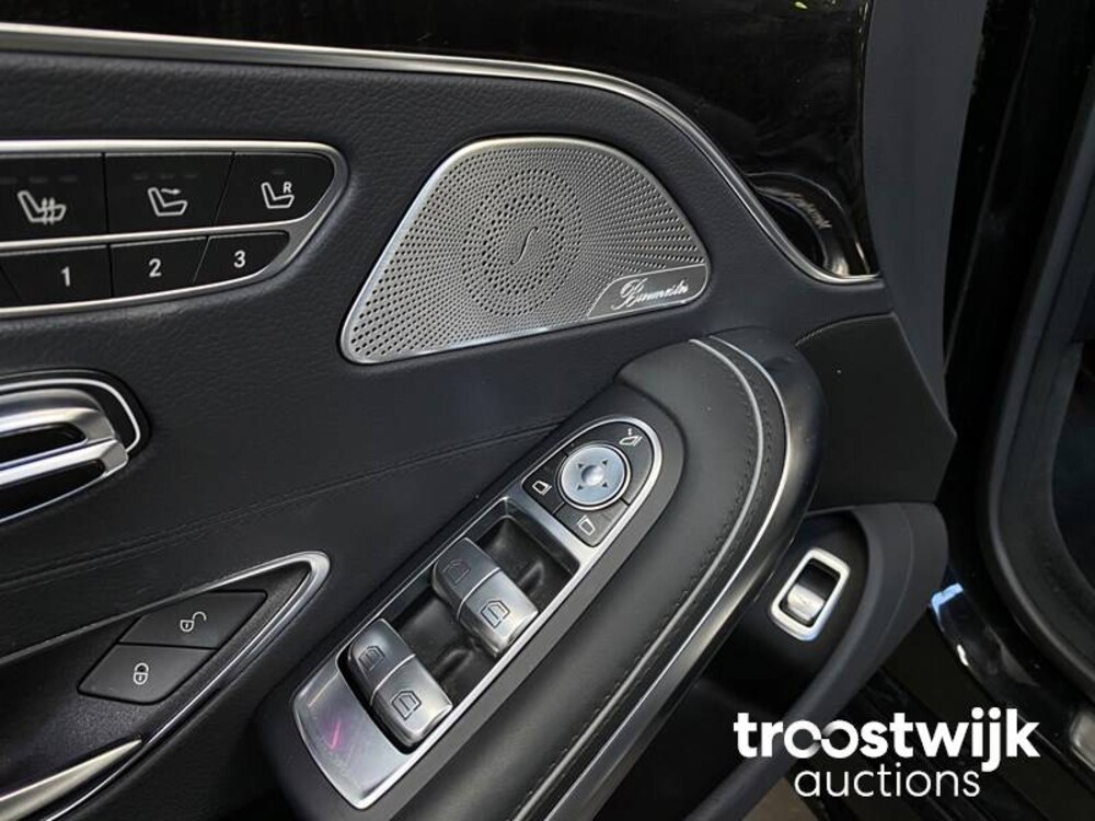 Mercedes-Benz S560 AMG 4.0 V8 469hp 2018 Cabriolet