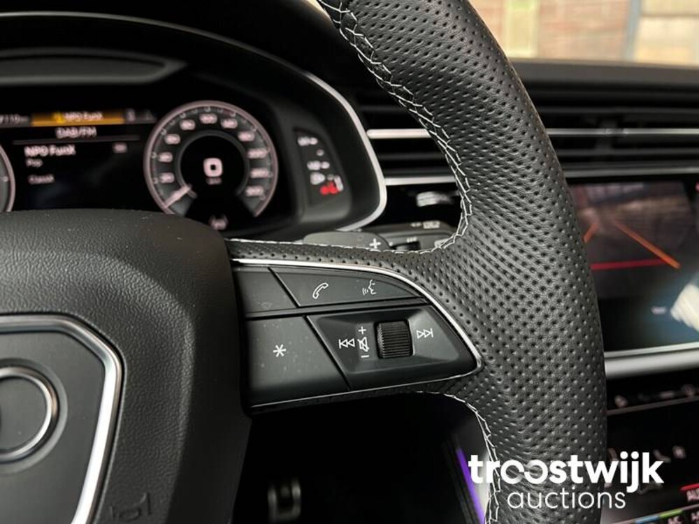 Audi Q8 60 TFSIe S-Line 3.0 Quattro  467hp 2022, T-001-HD