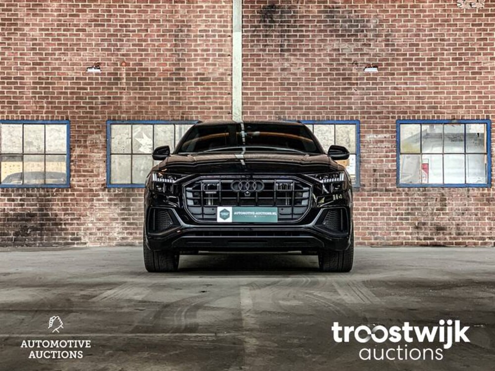 Audi Q8 60 TFSIe S-Line 3.0 Quattro  467hp 2022, T-001-HD