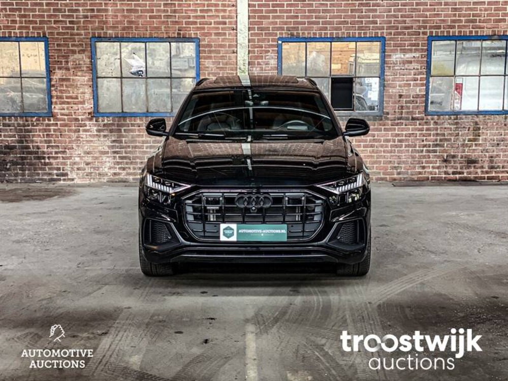 Audi Q8 60 TFSIe S-Line 3.0 Quattro  467hp 2022, T-001-HD