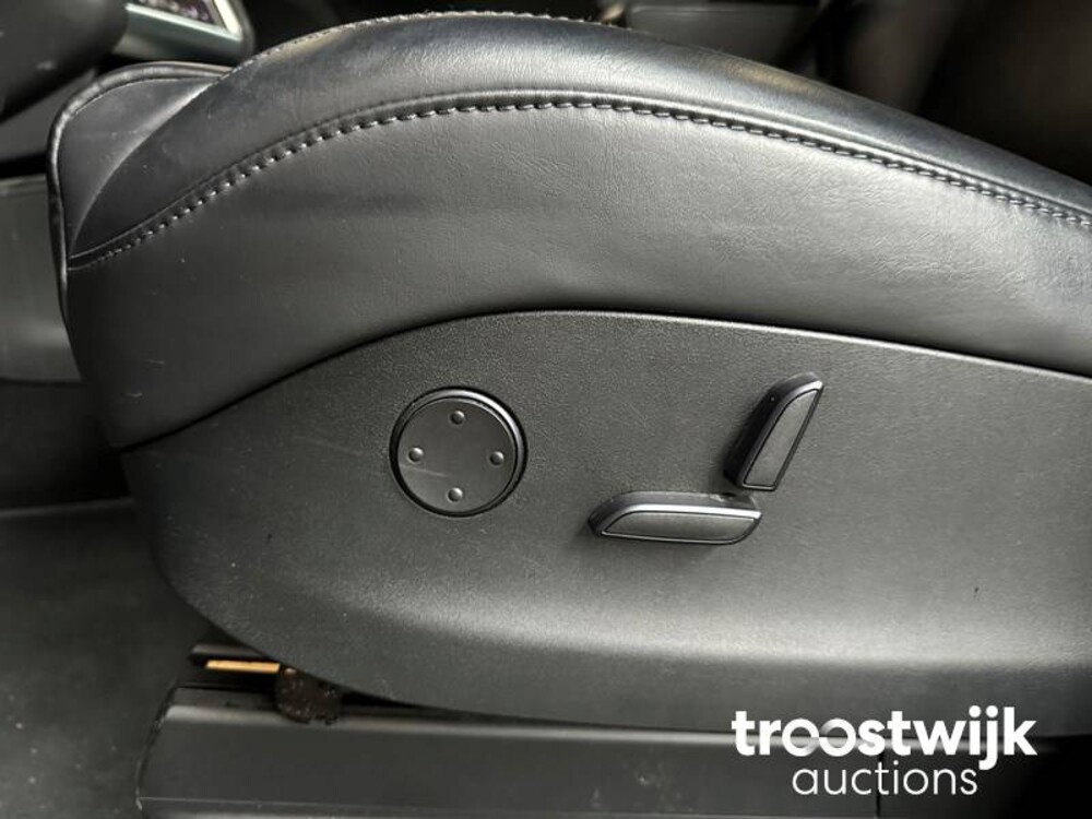 Tesla Model X 100D 6p. 417hp 2017 -Orig. NL-, RG-874-V