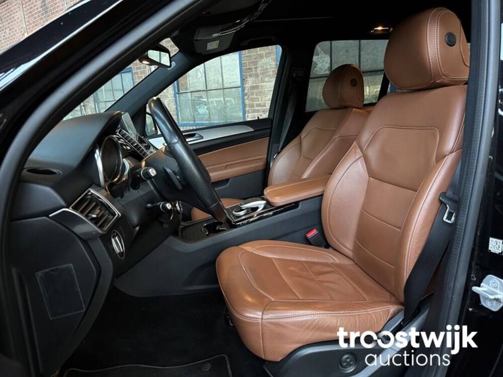 Mercedes-Benz GLE400 4Matic GLE-Klasse 333hp 2016, PV-558-D