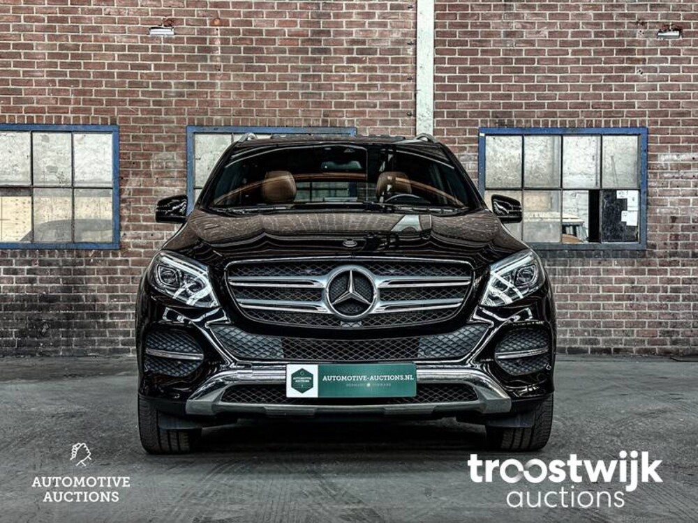 Mercedes-Benz GLE400 4Matic GLE-Klasse 333hp 2016, PV-558-D
