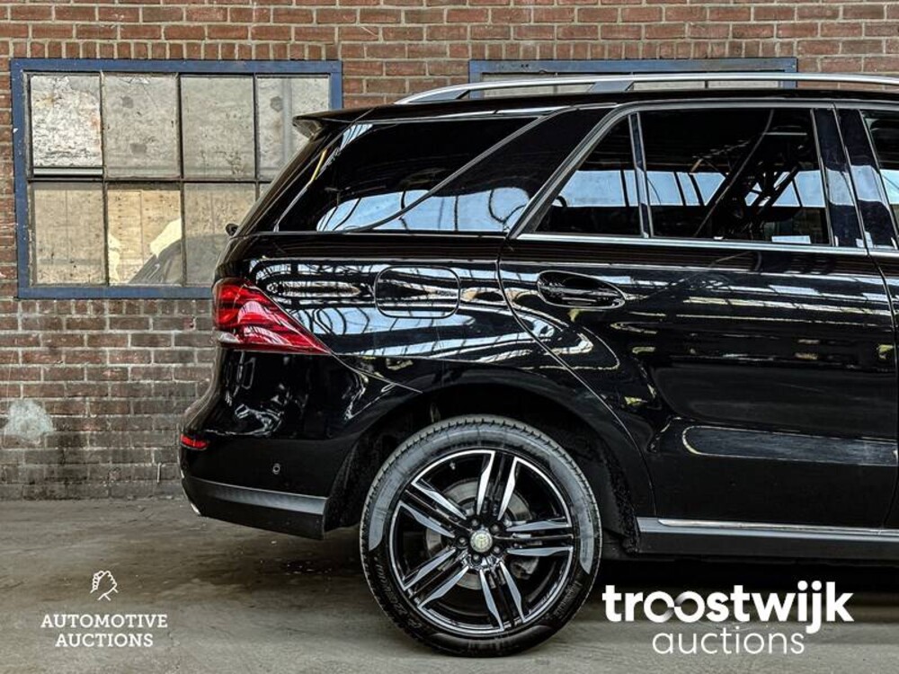 Mercedes-Benz GLE400 4Matic GLE-Klasse 333hp 2016, PV-558-D