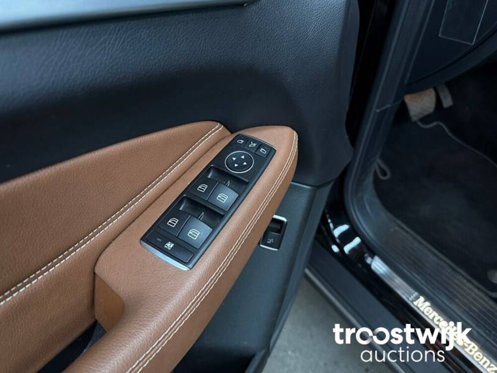 Mercedes-Benz GLE400 4Matic GLE-Klasse 333hp 2016, PV-558-D