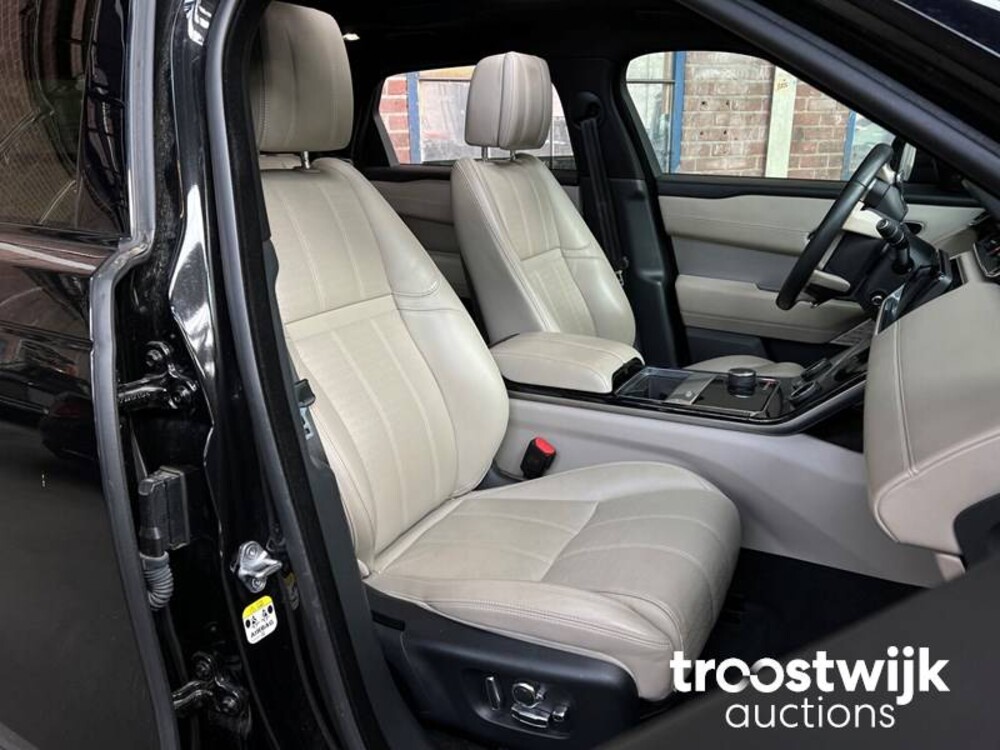 Land Rover Range Rover Velar I4 Turbo AWD R-Dynamic HSE Range Rover Velar 300hp 2017, L-295-FK