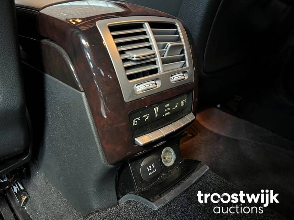 Mercedes-Benz S500L 5.5 V8 388pk 2006 -Youngtimer-