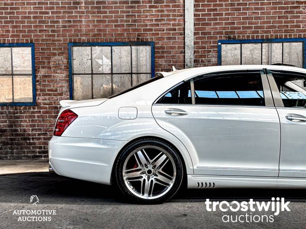 Mercedes-Benz S500L 5.5 V8 388pk 2006 -Youngtimer-