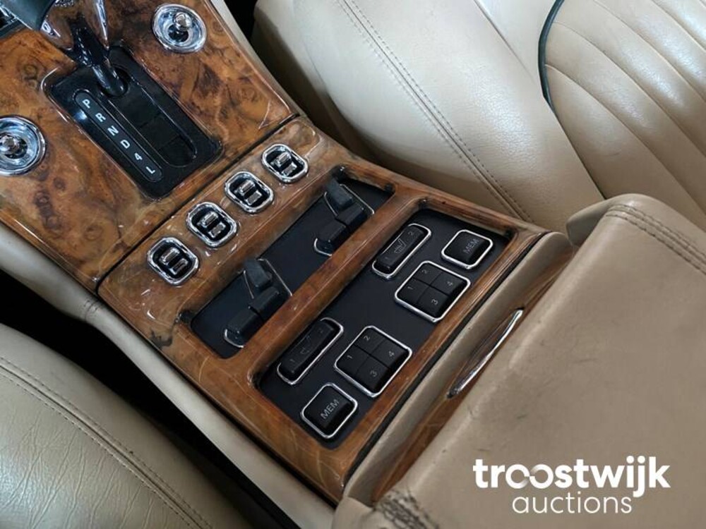 Bentley  Arnage Green Label 4.4 V8 354pk 1999