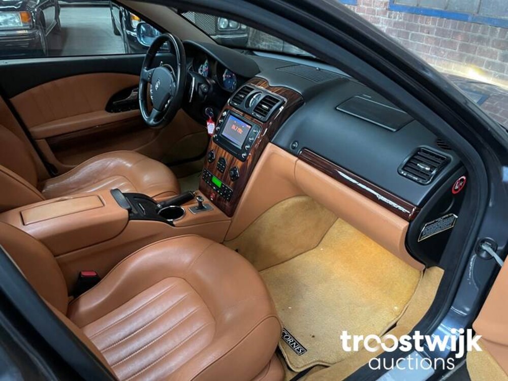 Maserati Quattroporte Executive GT 4.2 V8  400pk 2004 -Youngtimer-