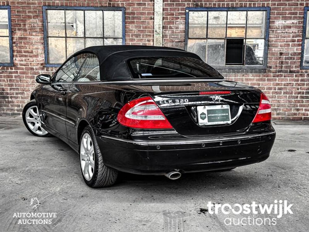 Mercedes-Benz CLK320 Cabriolet Elegance 218pk 2003 Facelift -Youngtimer-